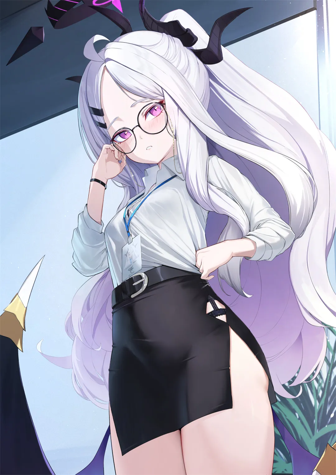 【插画精选】长发少女 热裤 碧蓝档案 空崎日奈 会员美图推荐